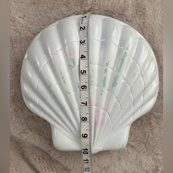 White shells - Picture 4 of 4